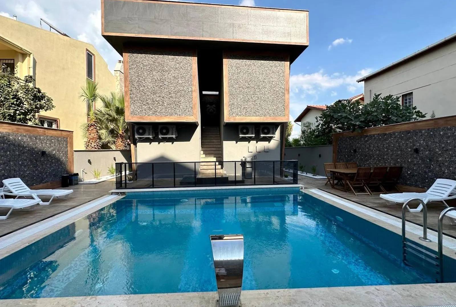 Leo Premium Apartment Kusadasi