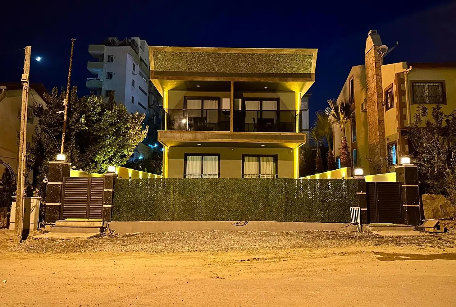 Leo Premium Apartment Kusadasi