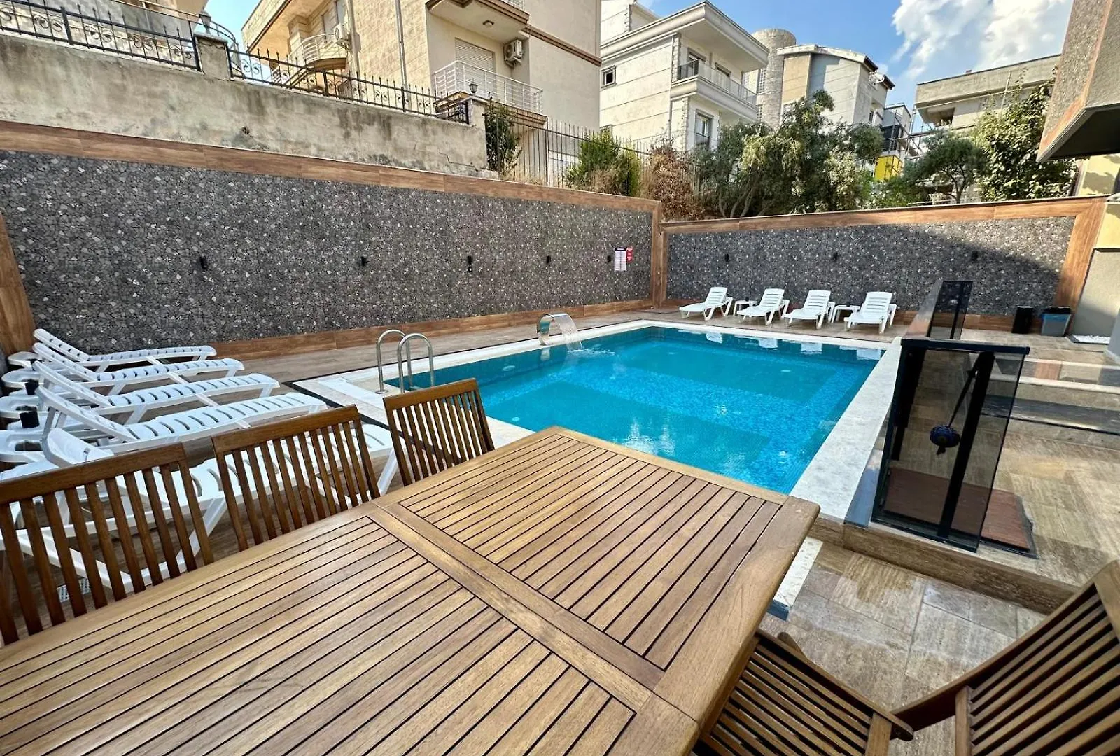 Leo Premium Apartment Kusadasi